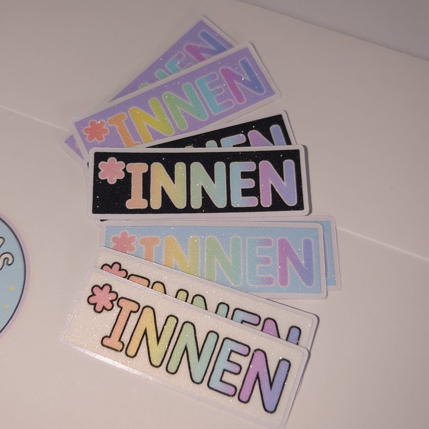 *innen - Glitzer Vinyl Sticker Sticker kindafcreations